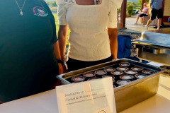 allie-and-sal-burros